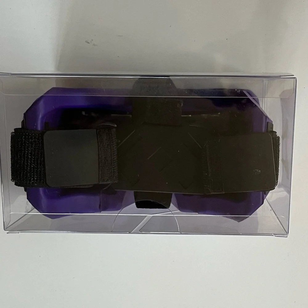 MERGE VR/AR GOGGLES- Powered by your Android or iOS device